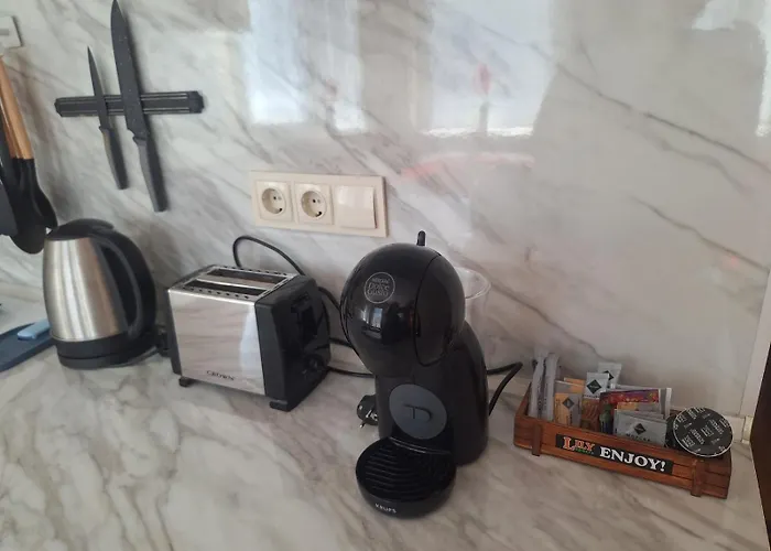 Lily Aparts فارنا