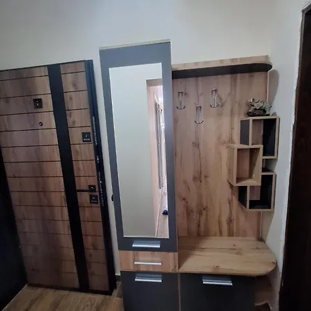 Lily Aparts Apartament Warna