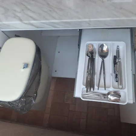 Apartament Lily Aparts