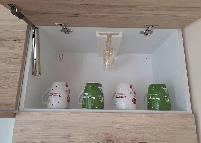 Lily Aparts Apartment Warna